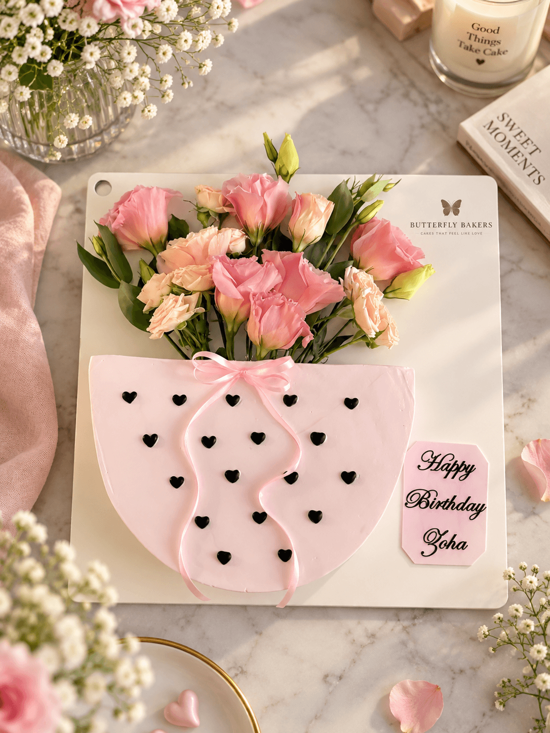 Elegant floral cake